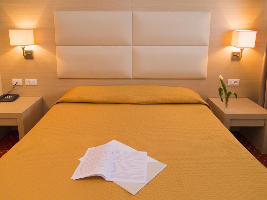 Hotel Regina Bolzano Kültér fotó