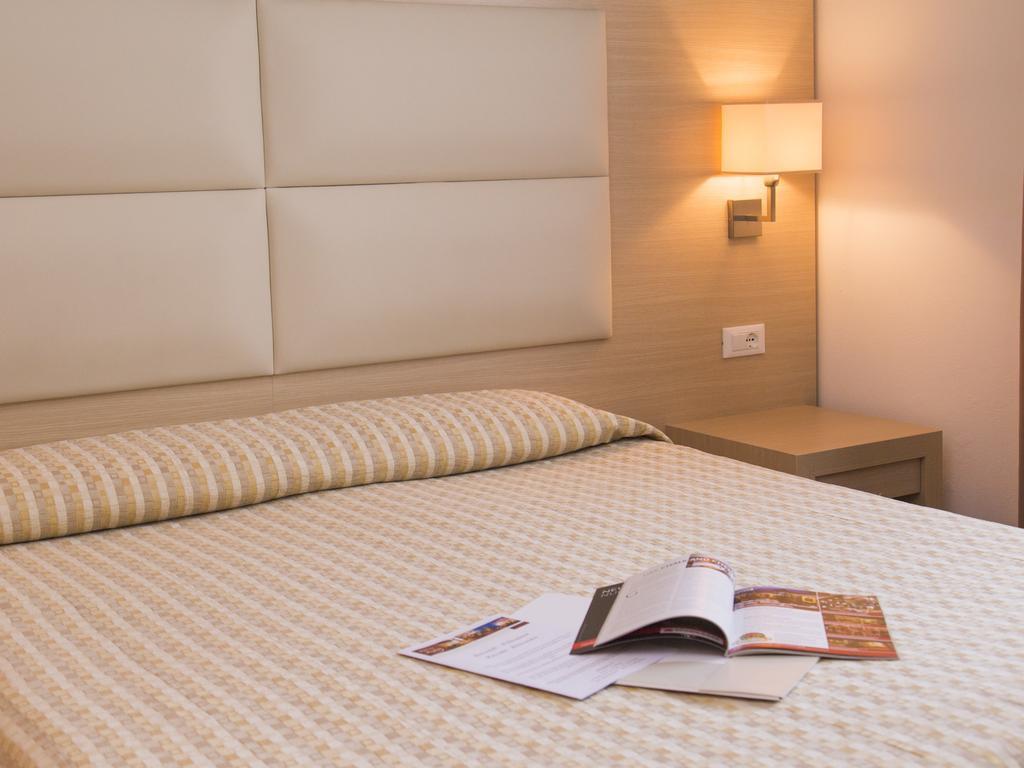 Hotel Regina Bolzano Kültér fotó