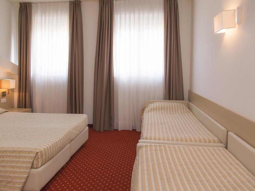 Hotel Regina Bolzano Kültér fotó