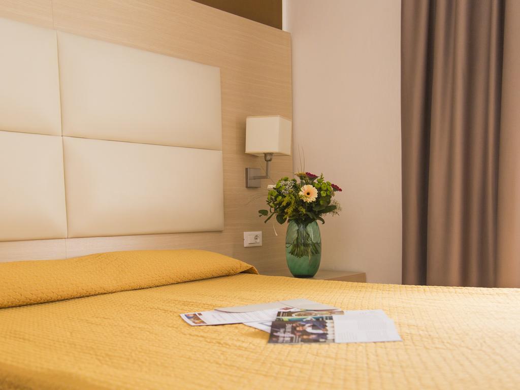 Hotel Regina Bolzano Kültér fotó
