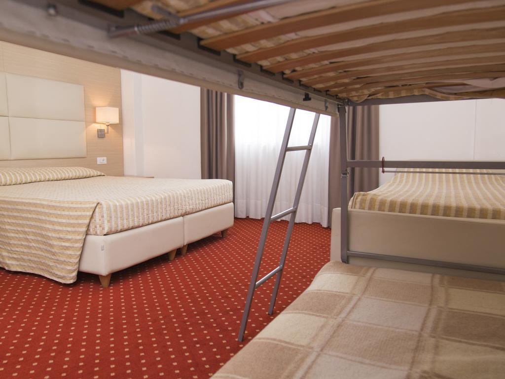 Hotel Regina Bolzano Kültér fotó