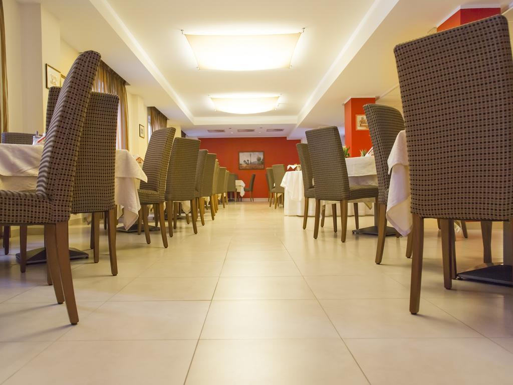 Hotel Regina Bolzano Kültér fotó
