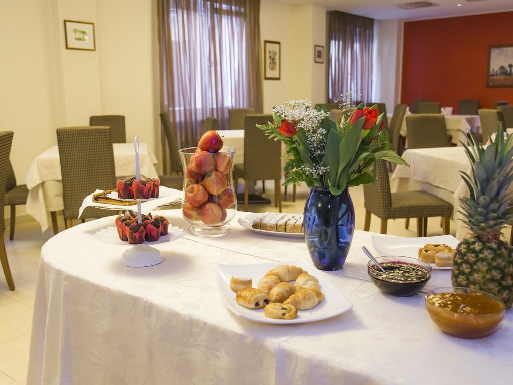 Hotel Regina Bolzano Kültér fotó